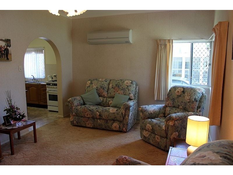 34 Queens Parade, Brighton QLD 4017