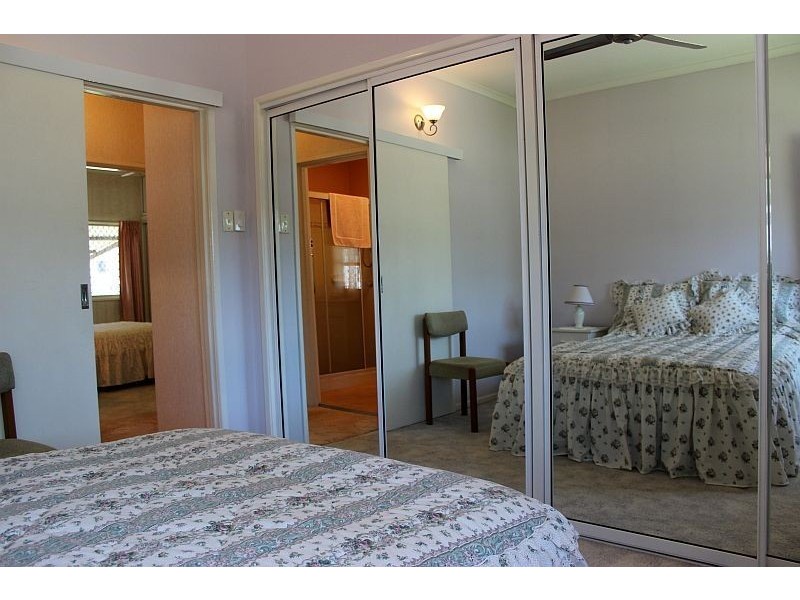 34 Queens Parade, Brighton QLD 4017