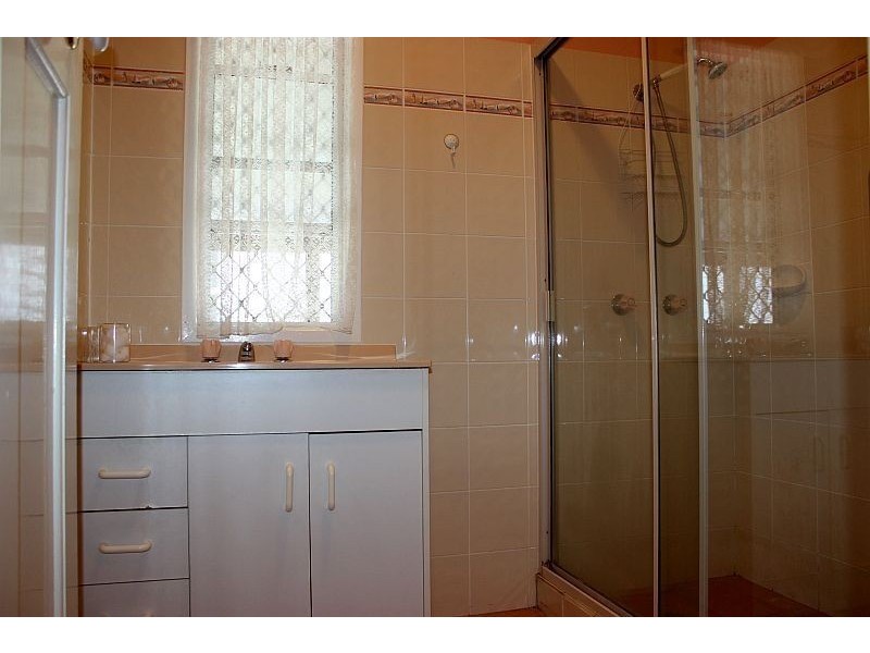 34 Queens Parade, Brighton QLD 4017