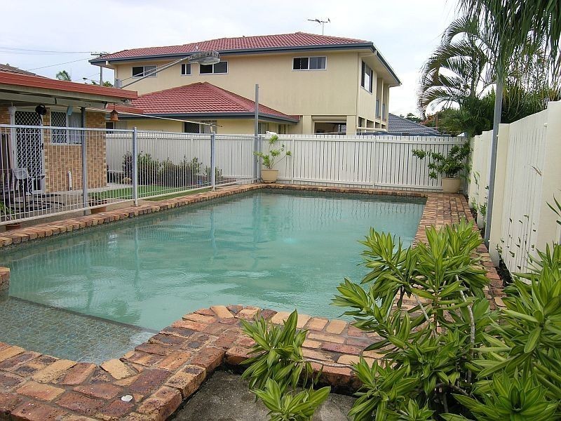 8 Conn Street, Brighton QLD 4017