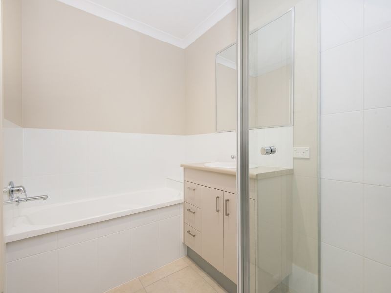 1 Wedge Tail Court, Griffin QLD 4503