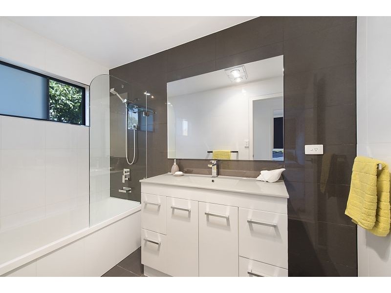 129 Queens Parade, Brighton QLD 4017