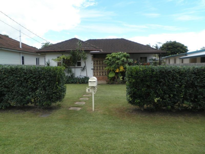 6 Seaview Street, Brighton QLD 4017