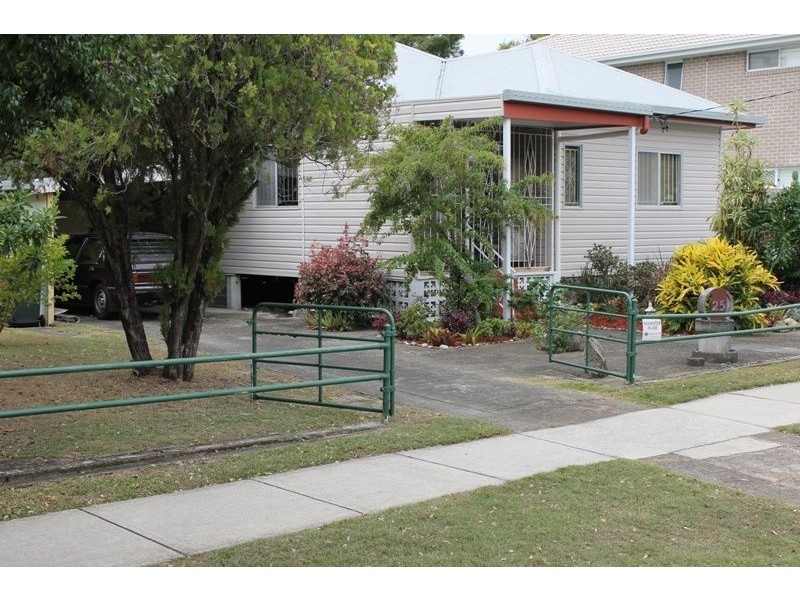 25 Queens Parade, Brighton QLD 4017