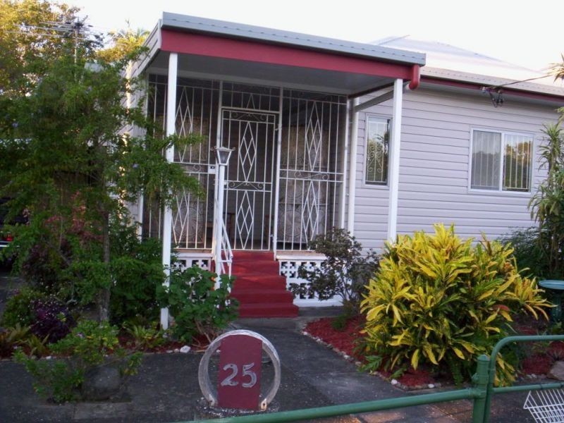25 Queens Parade, Brighton QLD 4017