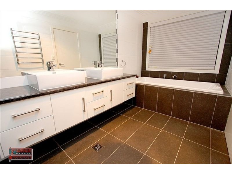 21 Regency Street, Brighton QLD 4017