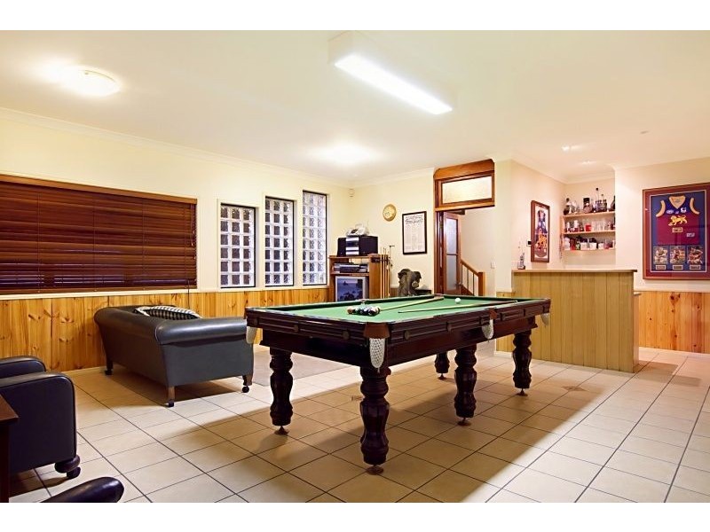 14 Eagle Terrace, Shorncliffe QLD 4017