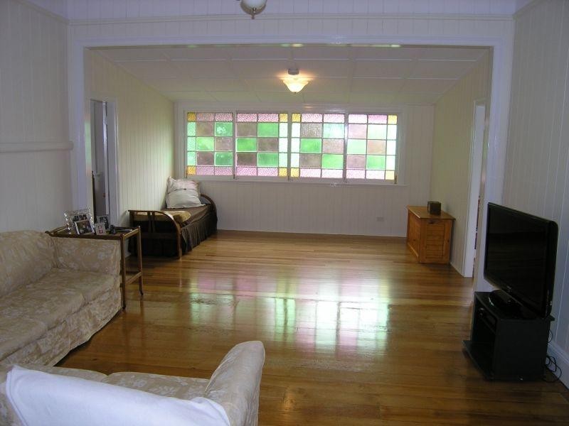 61 Palm Avenue, Sandgate QLD 4017