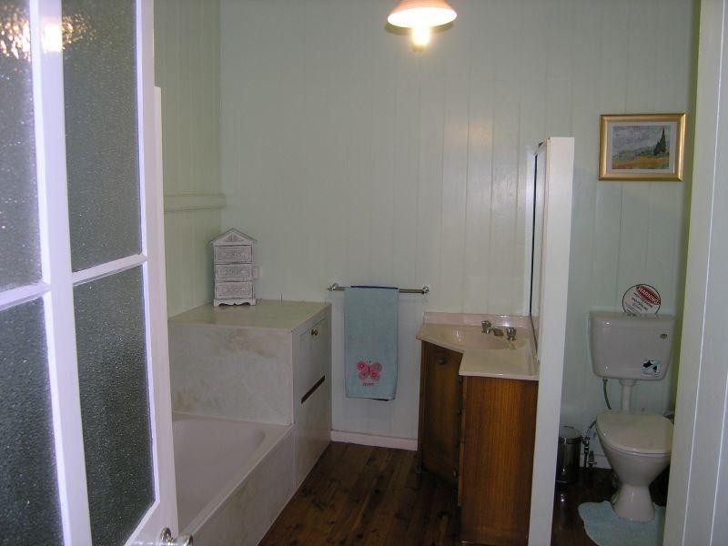 61 Palm Avenue, Sandgate QLD 4017