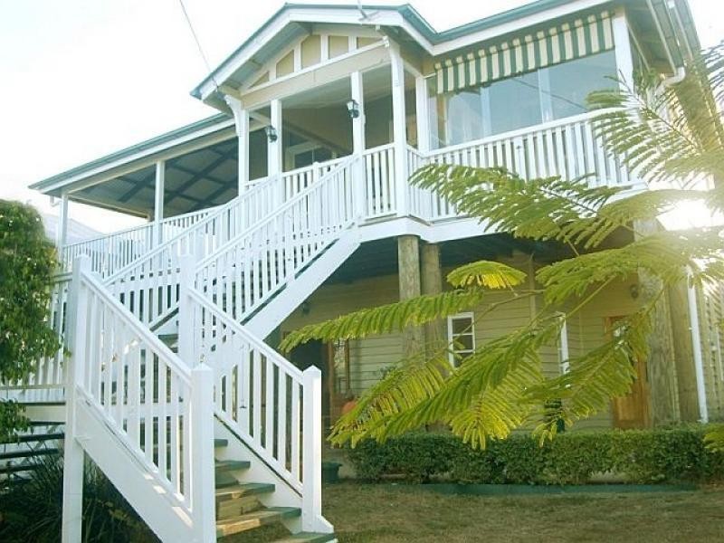 15 Anzac Avenue, Sandgate QLD 4017