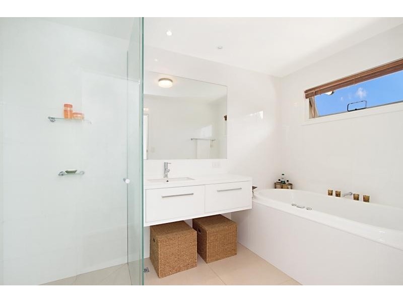 24 Alexandra Street, Sandgate QLD 4017