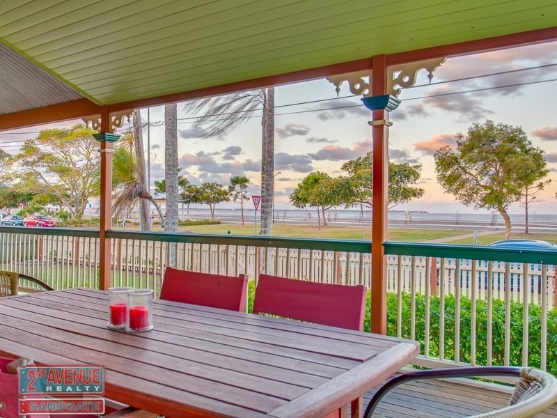 50 Flinders Parade, Sandgate QLD 4017