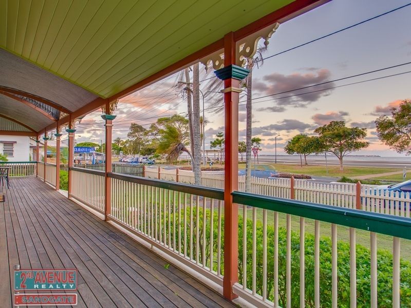 50 Flinders Parade, Sandgate QLD 4017