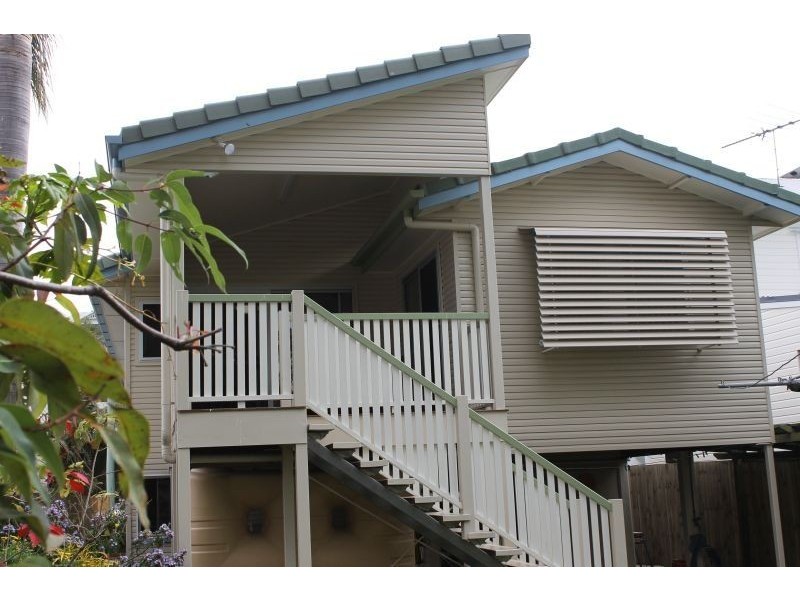 50 Griffith Street, Sandgate QLD 4017