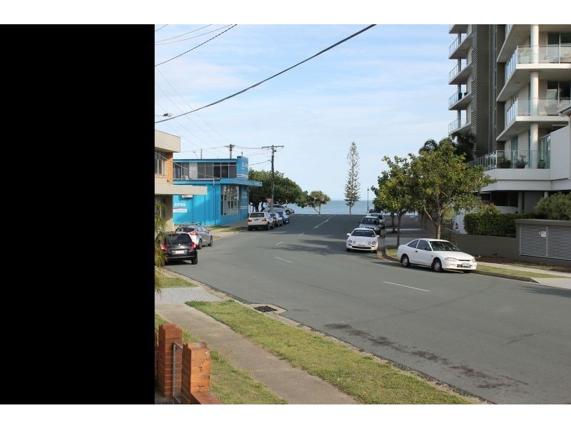 8 Angus Street, Clontarf QLD 4019