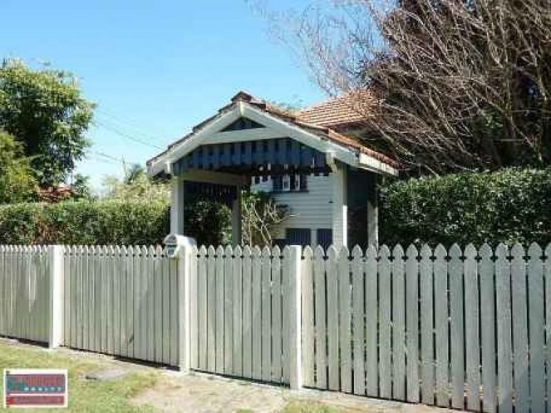 49 Nash Street, Sandgate QLD 4017