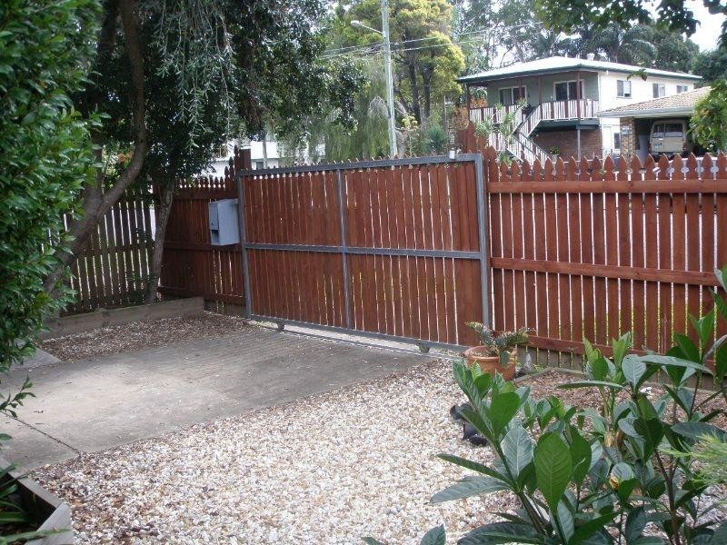 56 Connaught Street, Sandgate QLD 4017