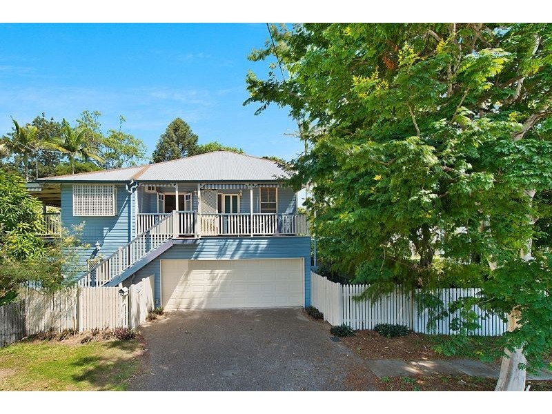 70 Griffith Street, Sandgate QLD 4017