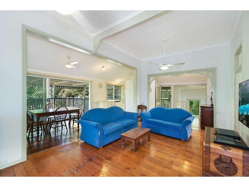 70 Griffith Street, Sandgate QLD 4017