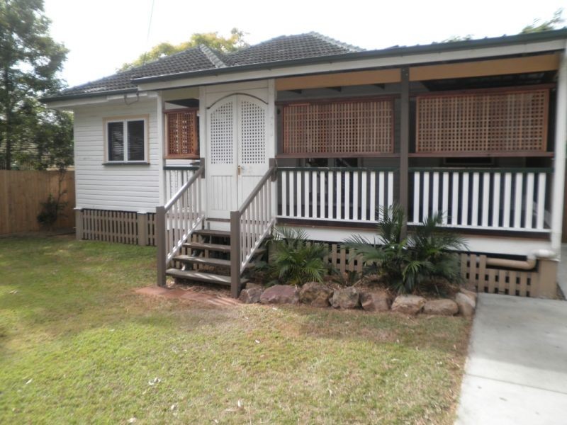 73 Baskerville Street, Brighton QLD 4017