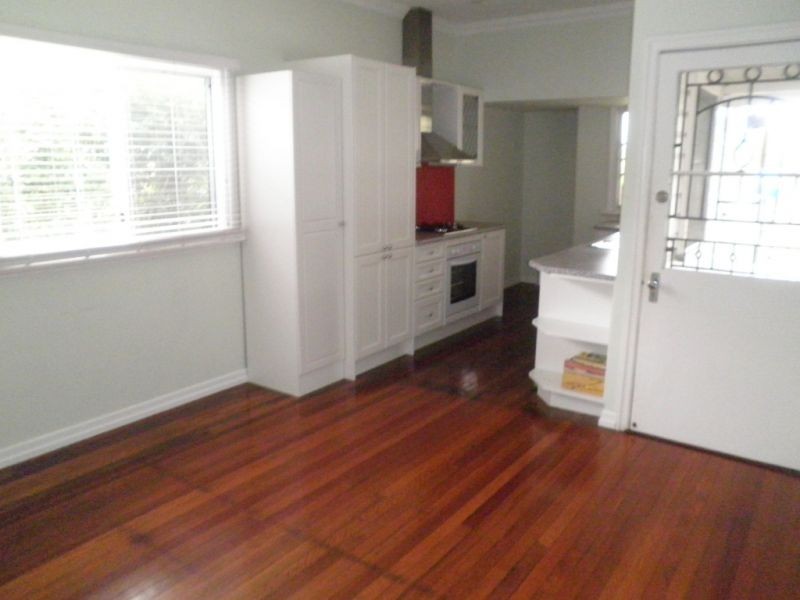 73 Baskerville Street, Brighton QLD 4017