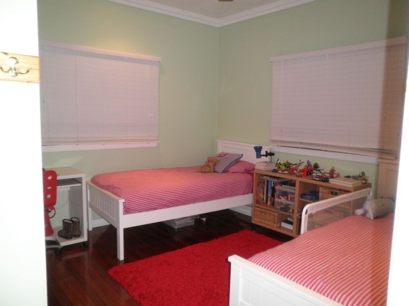 73 Baskerville Street, Brighton QLD 4017