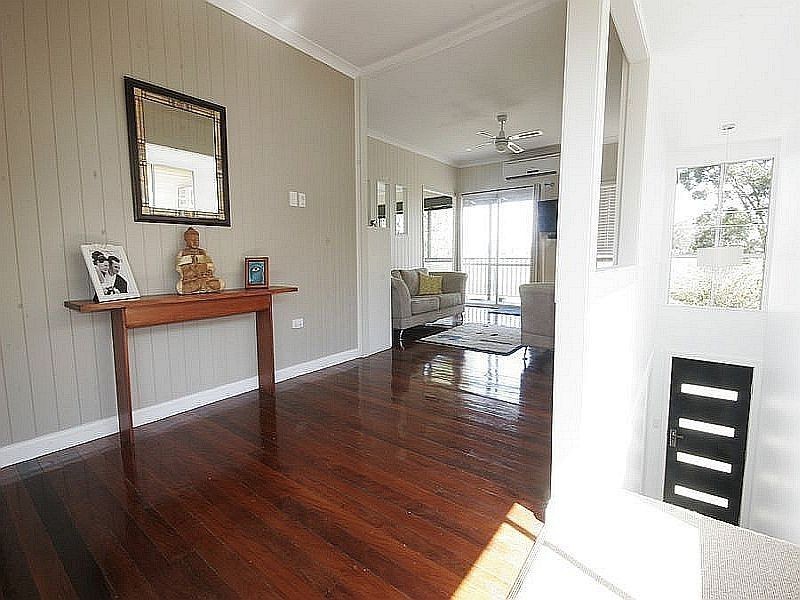 49 Kempster Street, Sandgate QLD 4017