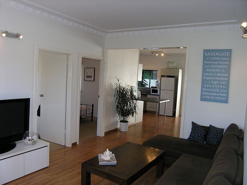 55 Griffith Street, Sandgate QLD 4017