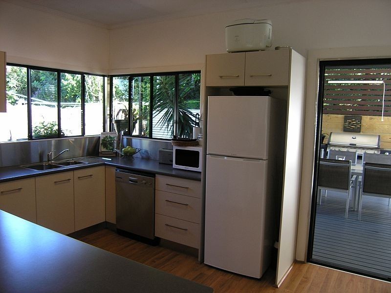 55 Griffith Street, Sandgate QLD 4017