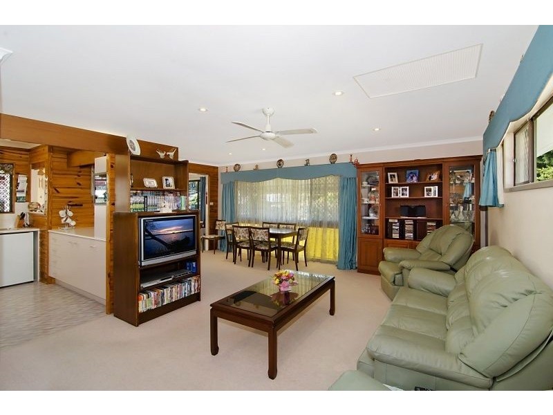 10 Mac Street, Brighton QLD 4017