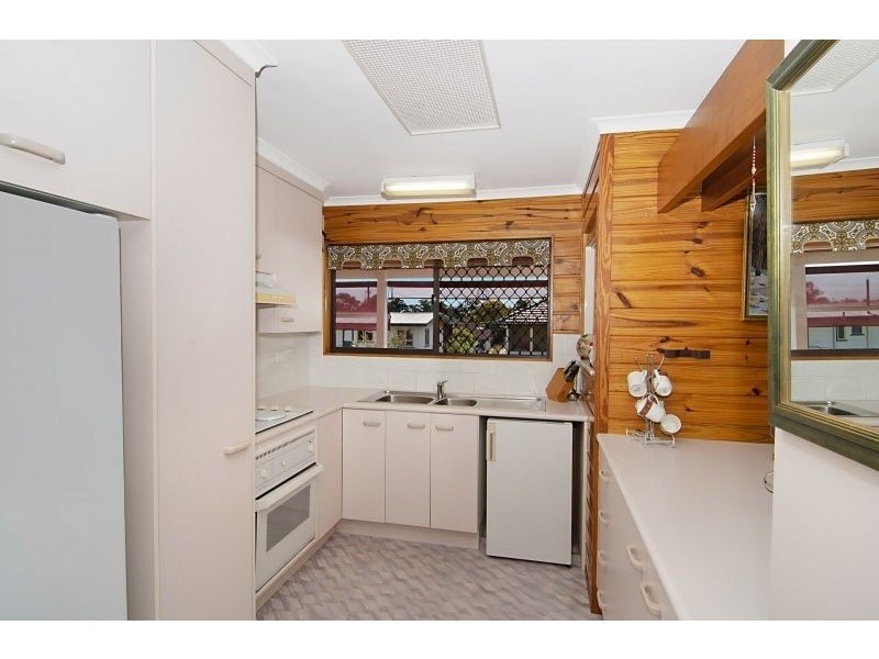 10 Mac Street, Brighton QLD 4017