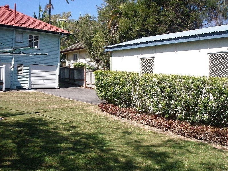 27 Nathan Street, Brighton QLD 4017
