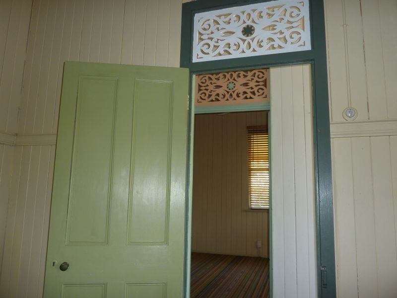 19 Ninth Avenue, Sandgate QLD 4017