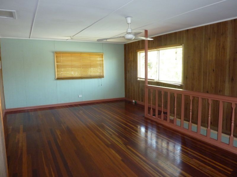 19 Ninth Avenue, Sandgate QLD 4017