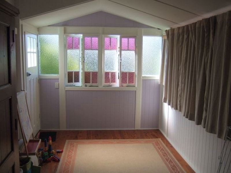 36 Bevington Street, Shorncliffe QLD 4017