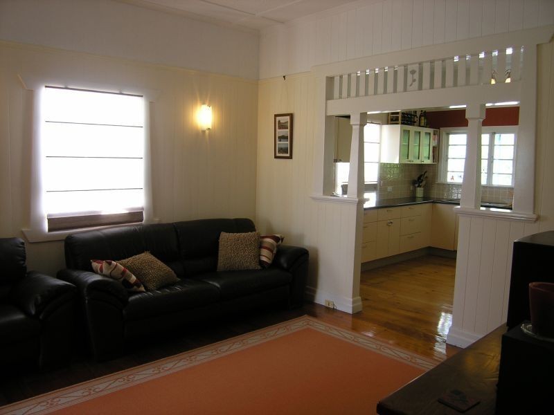 36 Bevington Street, Shorncliffe QLD 4017