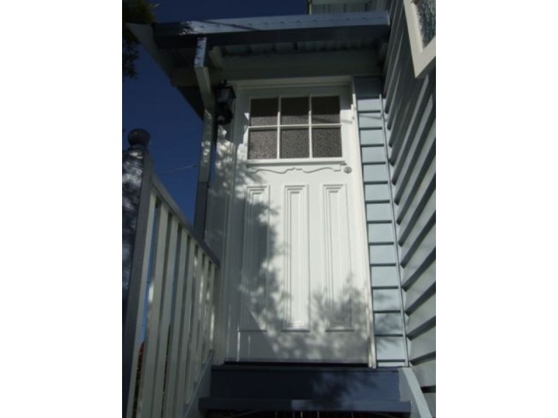 36 Bevington Street, Shorncliffe QLD 4017