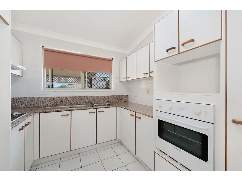 12/26 Seventeenth Avenue, Brighton QLD 4017