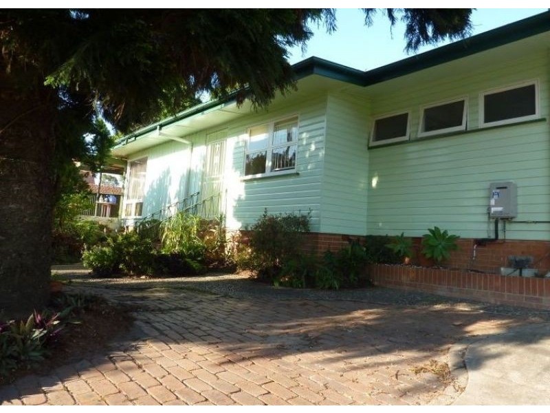 46 Nash Street, Sandgate QLD 4017