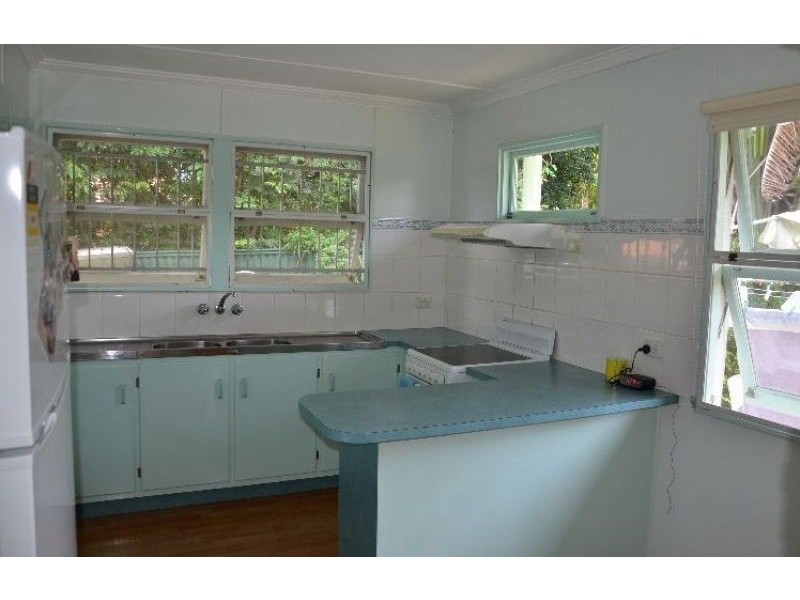 46 Nash Street, Sandgate QLD 4017