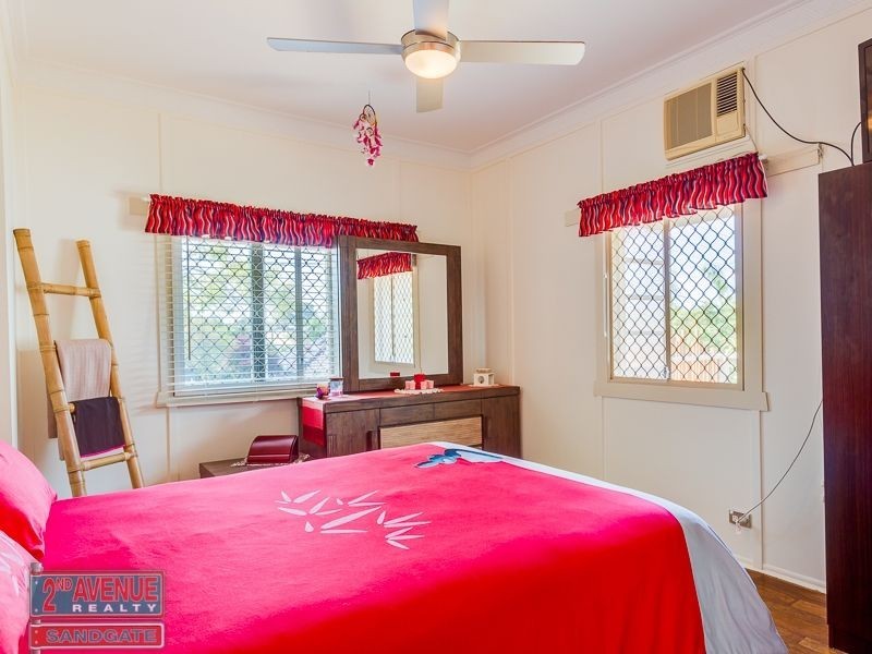 311 Brighton Road, Sandgate QLD 4017
