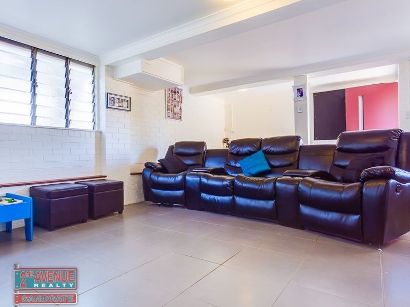 311 Brighton Road, Sandgate QLD 4017