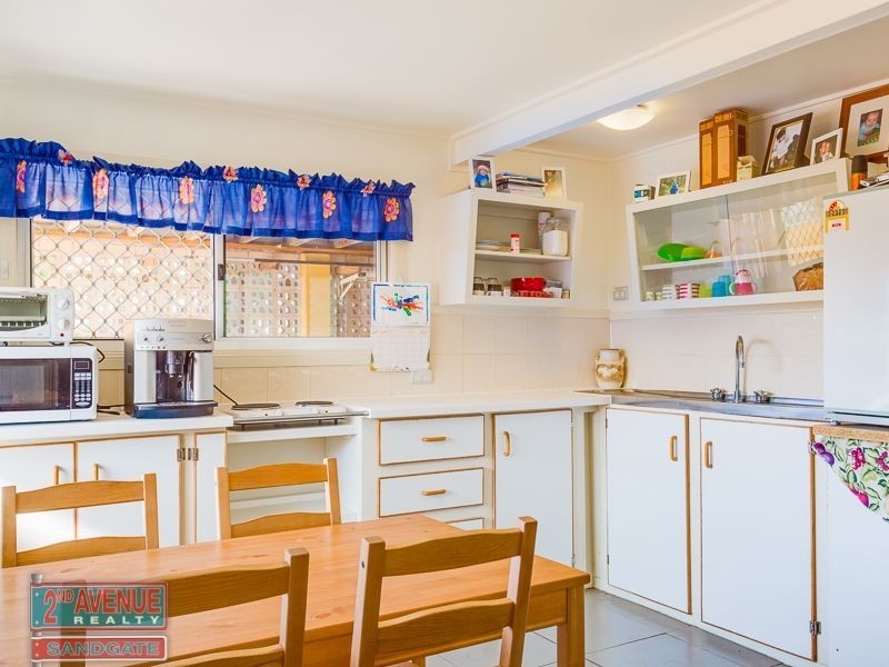 311 Brighton Road, Sandgate QLD 4017