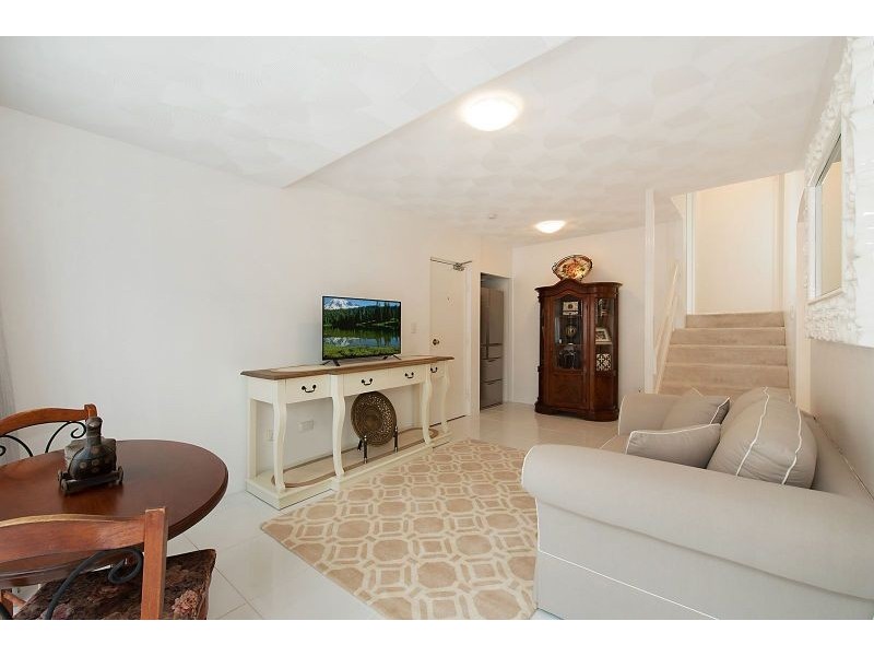 12/88 EAGLE TERRACE, Sandgate QLD 4017