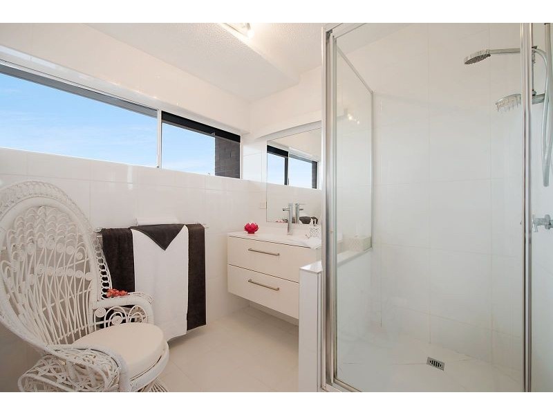 12/88 EAGLE TERRACE, Sandgate QLD 4017