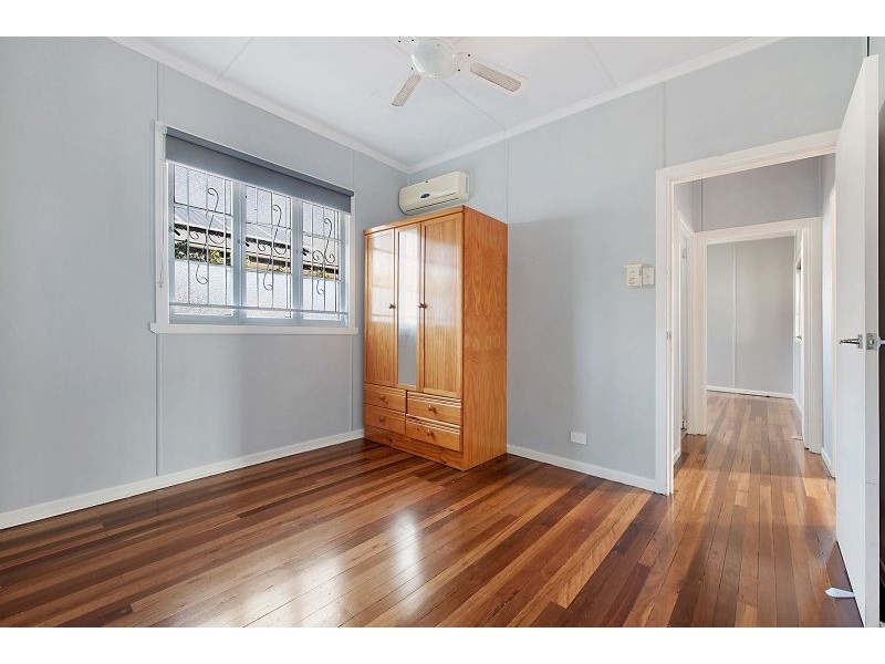 12 Scott Street, Deagon QLD 4017