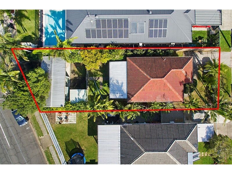 12 Scott Street, Deagon QLD 4017