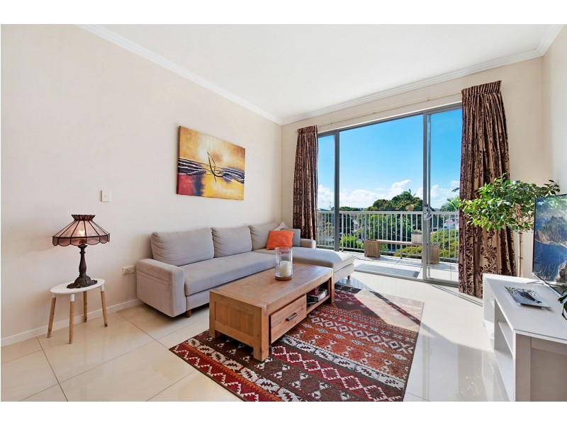 13/32 Rock Street, Scarborough QLD 4020