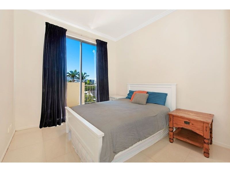 13/32 Rock Street, Scarborough QLD 4020