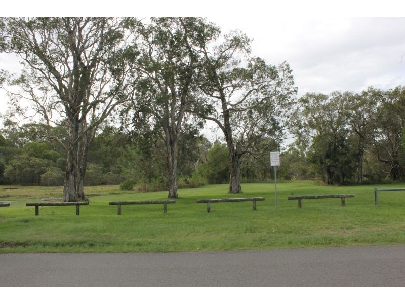 49 Townsend Street, Brighton QLD 4017